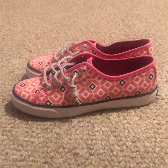 Women’s Sperry shoes - Picture 6 of 9